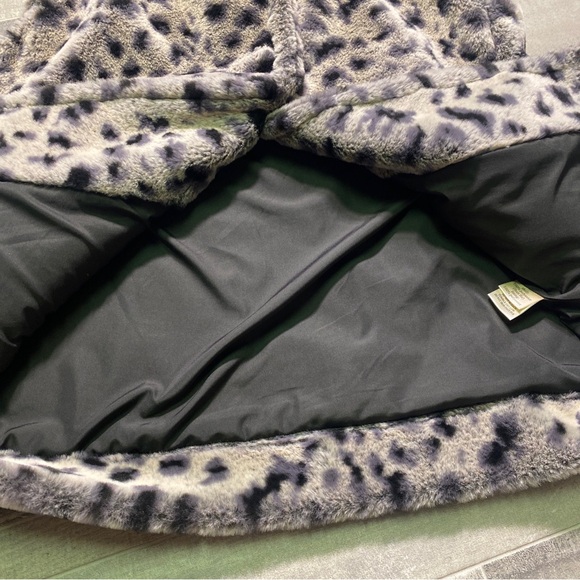 Anthropologie Dylan Los Angeles Faux Fur Vest Leopard Print Small Gray Mob Wife - Picture 5 of 10